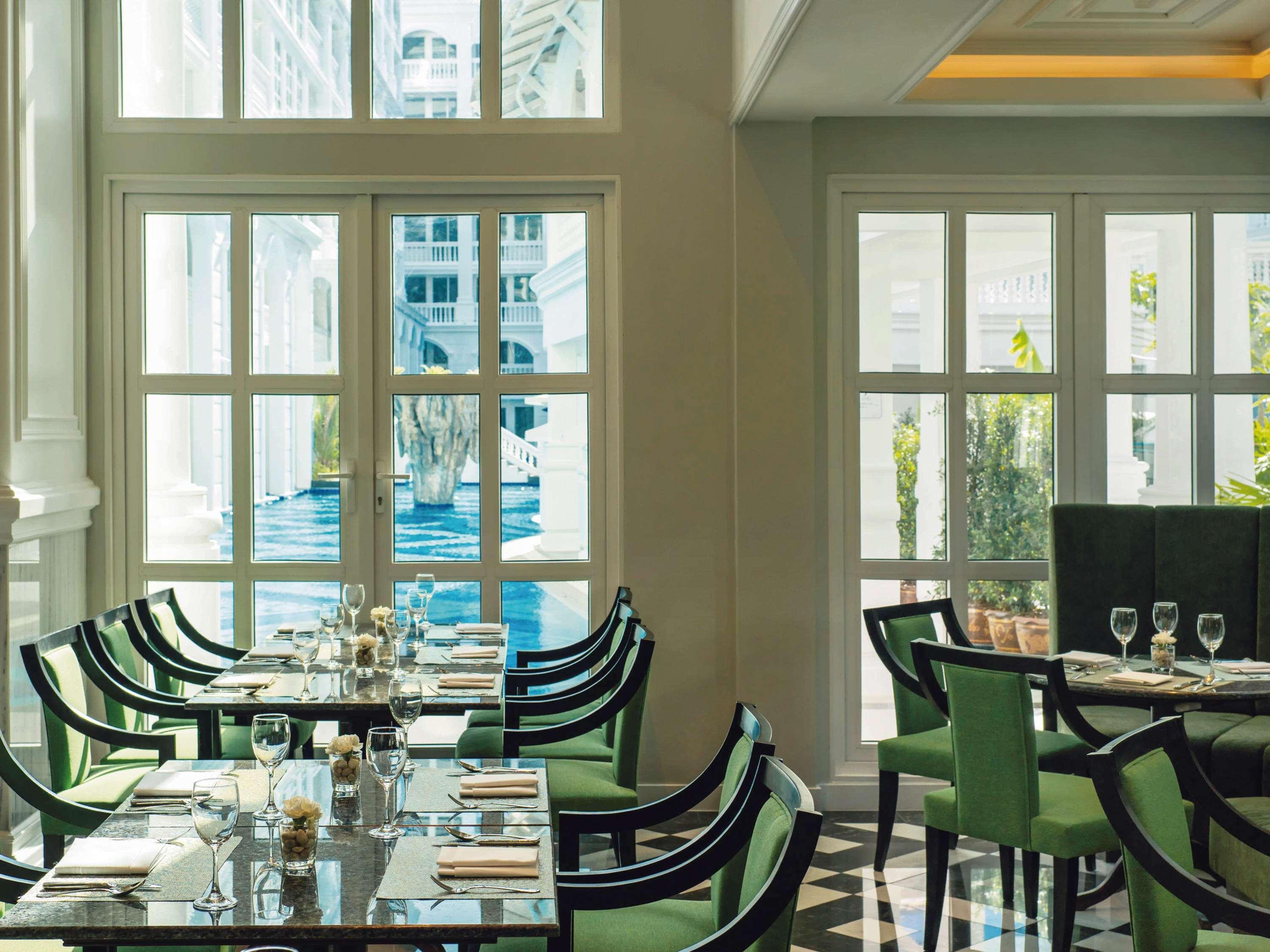 Moevenpick Myth Hotel Patong Phuket Exterior foto The restaurant